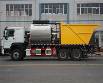 河南同步碎石封層車操作系統